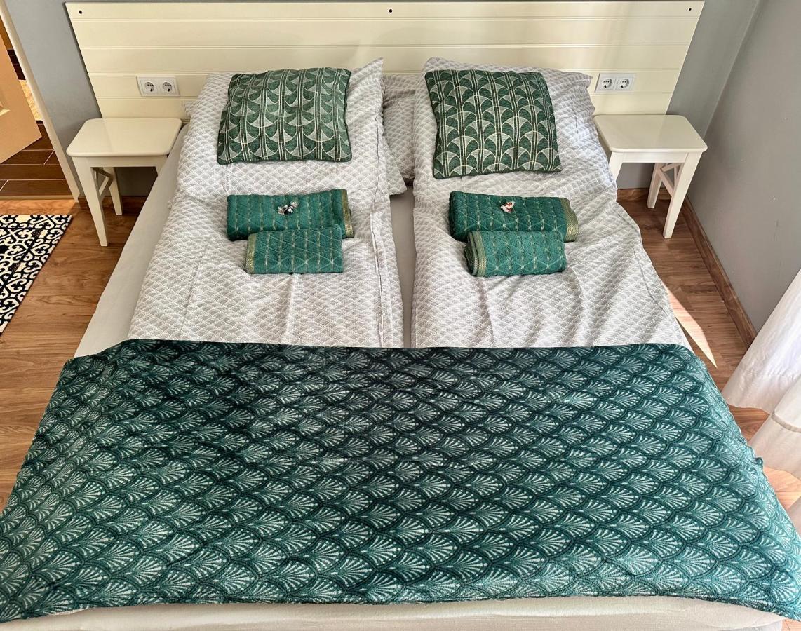 Adorable, Cosy Apartment At The Heroes' Square Budapest Ngoại thất bức ảnh